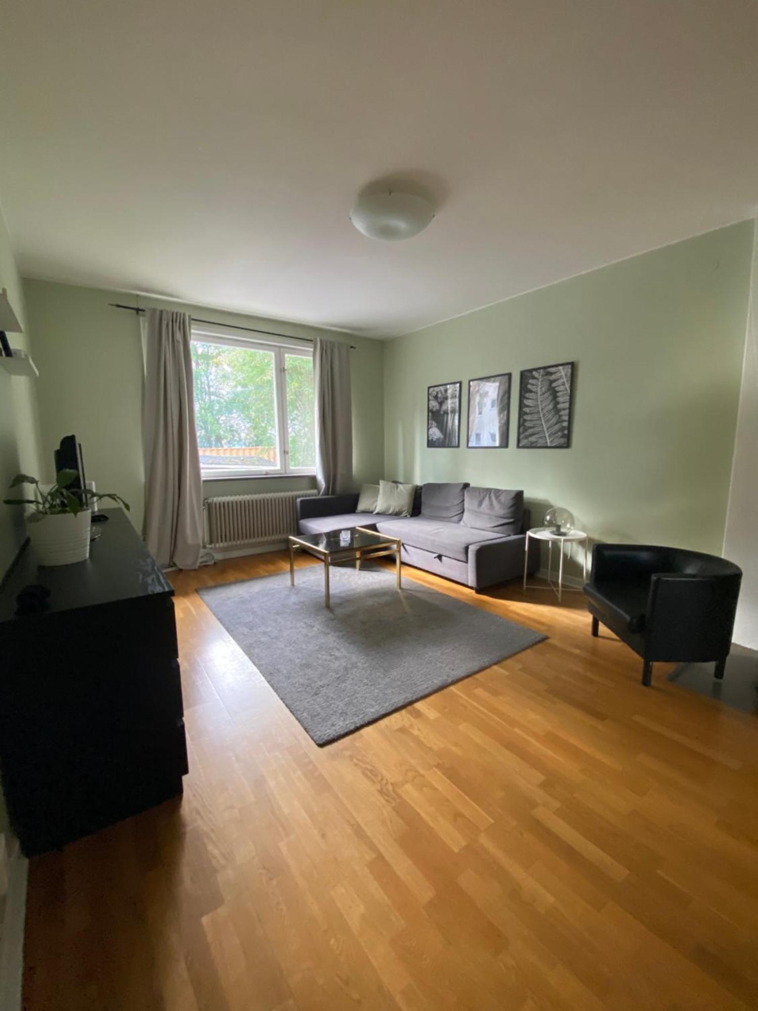 Apartamento Flatin Erbjuder Laegenheter I Soedra Estocolmo Exterior foto